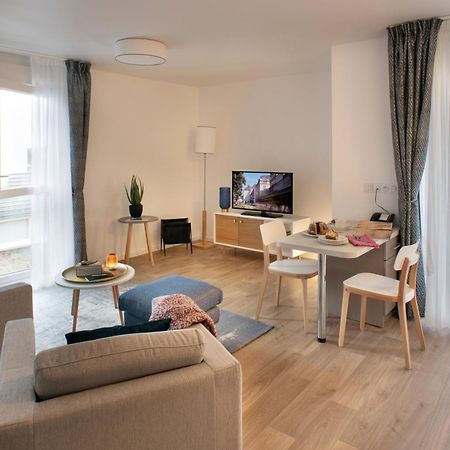 Domitys L'Oustaou Aparthotel Saint-Martin-de-Crau Εξωτερικό φωτογραφία